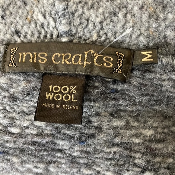 Irish Crafts 100% wool zip up sweater size medium - Picture 4 of 4